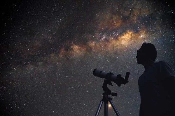 برگزاری برنامه «شبی با ستارگان» در رشت