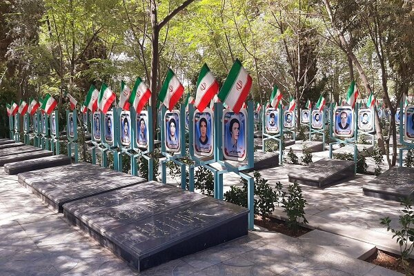 ساماندهی تمامی گلزارهای شهدا در گیلان/ بهسازی فضای گلزار شهدای رشت