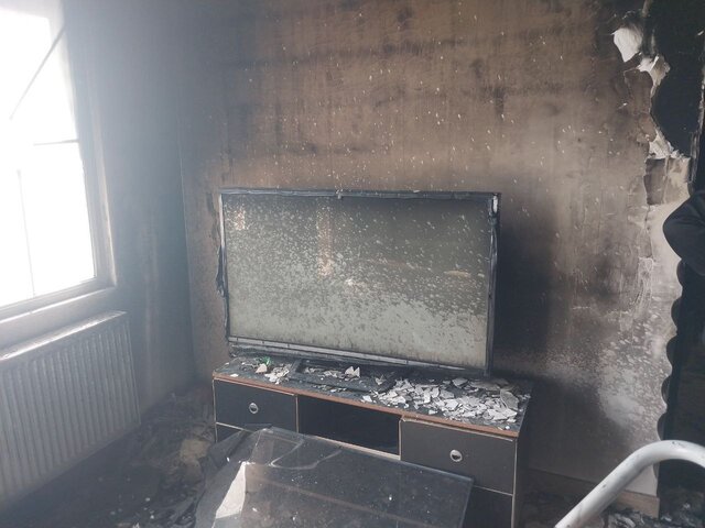 بازیگوشی نوه خانه مادربزرگ را به آتش کشید