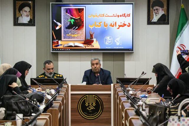 کتب سیره شهدا پیام انقلاب را به جامعه منتقل می کند
