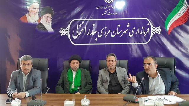 محور بندرانزلی - رضوانشهر آماده آسفالت است