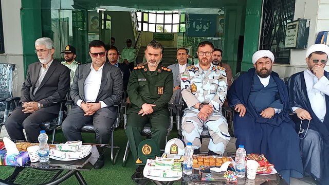صبحگاه مشترک نیروهای مسلح بندرانزلی برگزار شد