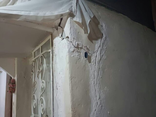 رانش زمین در روستای پش دیلمان/ یک خانه آسیب دید