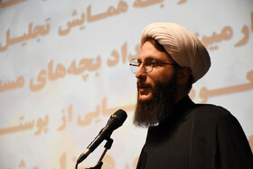 مساجد، پایگاه هدایت افکار عمومی و هسته‌های مقاومت‌ مبارزه با اسرائیل هستند