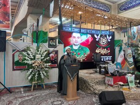 ملت شهادت‌طلب با جنگ و بمباران تهدید نمی‌پذیرد