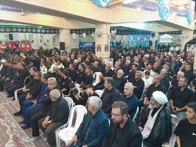 ملت شهادت‌طلب با جنگ و بمباران تهدید نمی‌پذیرد