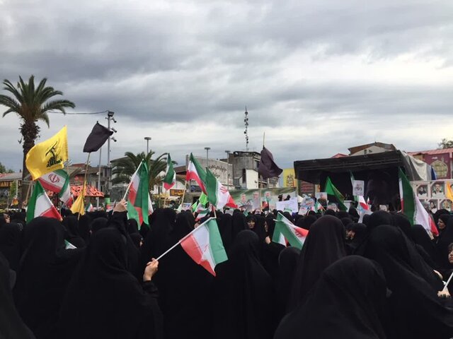 بنای جامعه اسلامی توسط زنان ساخته می شود