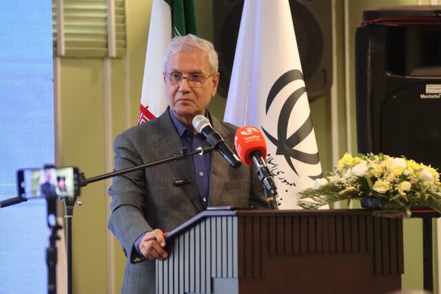 قدرت مردم موجب قدرت موشک های ایران است / در جنگ نابرابر بازدارندگی ایجاد کردیم