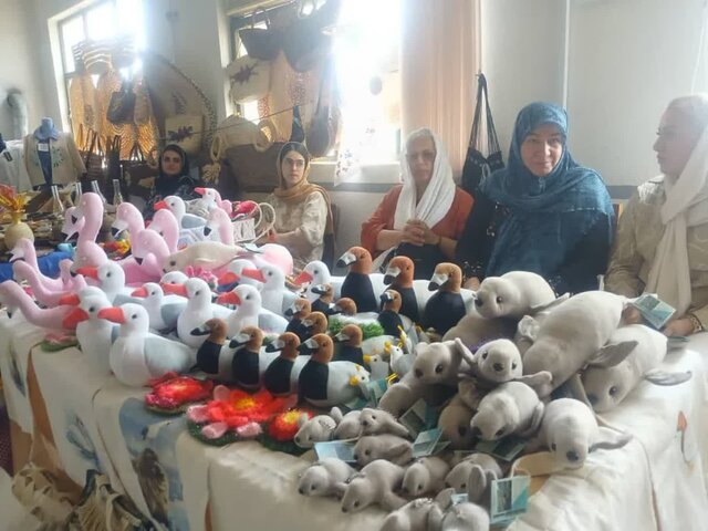 برگزاری نمایشگاه مهارت و صنایع دستی در بندرانزلی