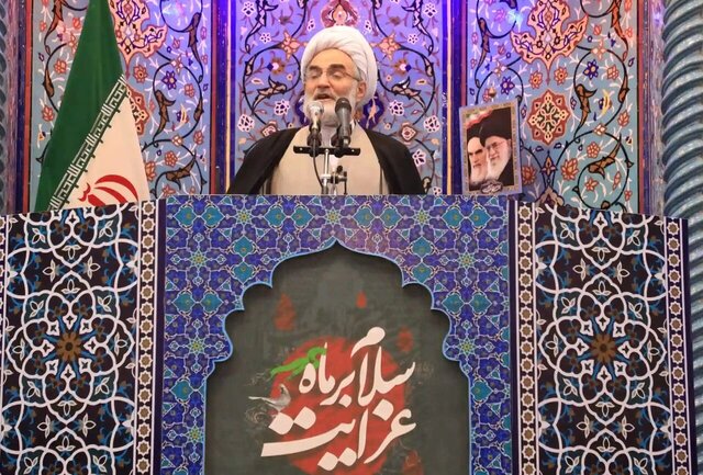نخبگان و سرآمدان فکری و فرهنگی به میدان توسعه و پیشرفت وارد شوند