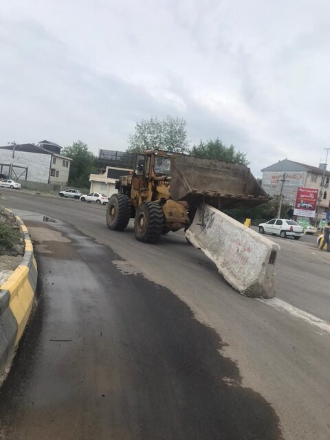 فرونشست میدان ولیعصر خمام برطرف شد/ اتمام آسفالت این پروژه