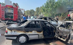 آتش‌سوزی در مکانیکی و صافکاری منجر به سوختن ۳ خودرو شد
