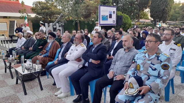 تاریخ قهرمانی‌های کشور باید بیش از پیش تبیین شود