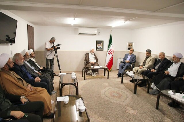 برگزاری جشن بزرگ ولادت حضرت رسول(ص) در پیاده راه فرهنگی رشت