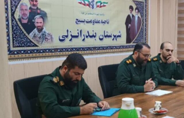 پیش‌بینی ۲۴۰ برنامه برای هفته دفاع مقدس / روایت اول را ارائه نکنیم دشمن روایت خود را غالب می‌کند