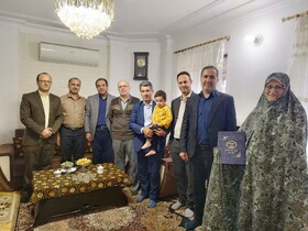 دیدار رئیس و جمعی از جهادگران جهاددانشگاهی گیلان با خانواده سردار شهید محمدبیگلو