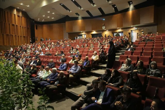 همایش تجلیل از فعالان صنعت گردشگری گیلان برگزار شد