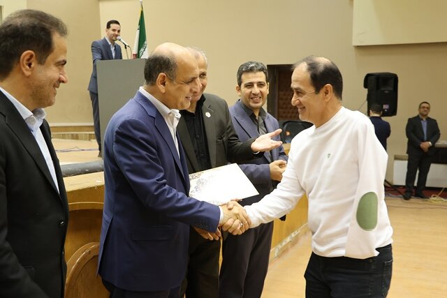 قهرمانان و ورزشکاران توانیاب نماد امید، اراده و عزتنفس ملت ایران هستند