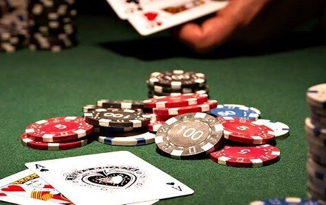 انهدام دو باند بزرگ قمار در لاهیجان انهدام دو باند بزرگ قمار در لاهیجان