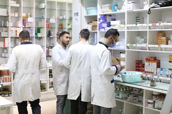 پرداخت ماهانه ۷۰ میلیارد تومان به داروخانه های گیلان پرداخت ماهانه ۷۰ میلیارد تومان به داروخانه های گیلان