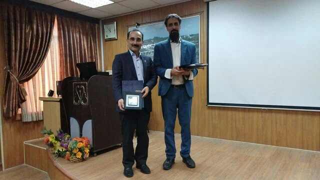 کاهش وابستگی صنعت طیور به پروتئین وارداتی سویا با پودر حشرات