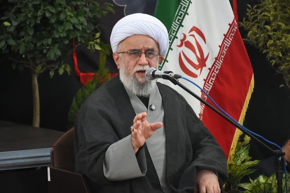 بزرگ‌ترین مأموریت حضرت فاطمه(س)، «احیای امامت» بود