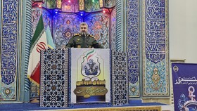 تفکر بسیجی نسخه برون رفت از مشکلات است