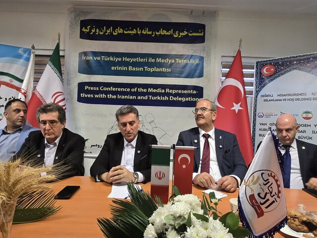 امضای ۳ تفاهم‌نامه همکاری با تجار ترک در رودسر