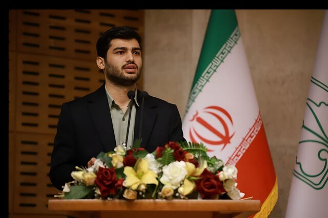 دانشجو باید نسبت به مسائل جامعه و دانشگاه حساس باشد