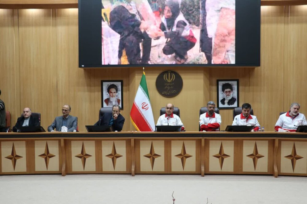 بالغ بر ۷ هزار خانه هلال داریم