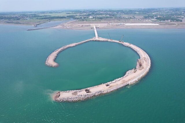 احداث مارینا چمخاله گامی در مسیر ایجاد ارتباط دریایی شهرهای شمالی