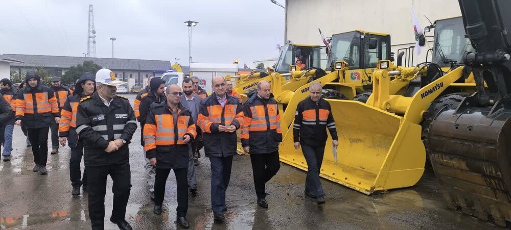 الحاق ۳۲ دستگاه ماشین‌آلات سنگین به ناوگان راهداری گیلان