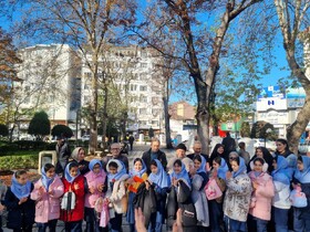 رشت‌گردی نوه‌ها و پدربزرگ‌ها در محله تاریخی سبزه‌میدان