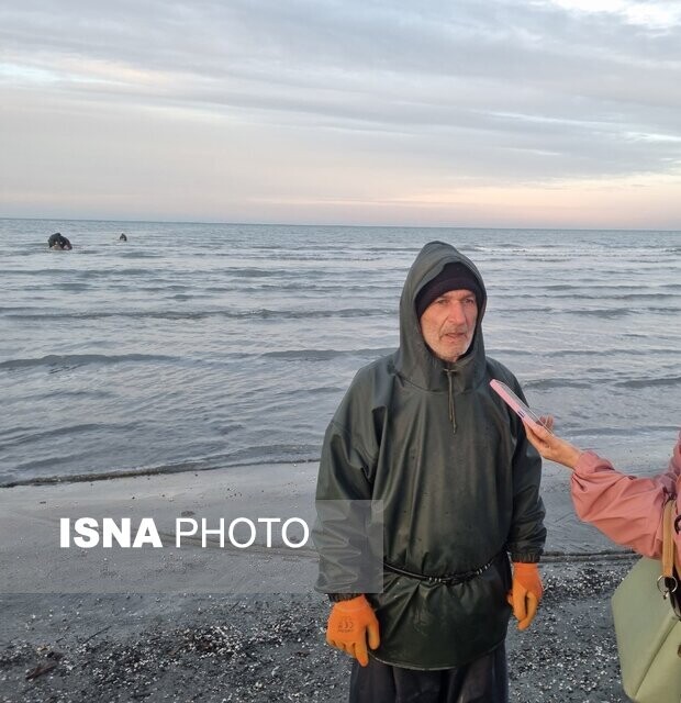 اینجا پدران برای آرزوهای فرزندان خود دل به دریا می‌زنند