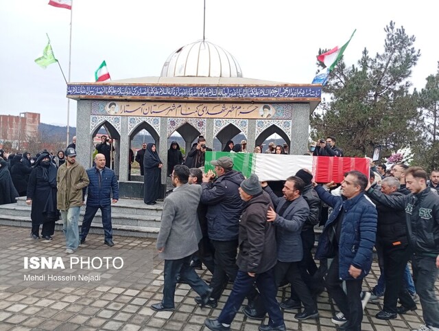 پیکر شهید «میلاد وحید سولا» در آستارا تشییع شد