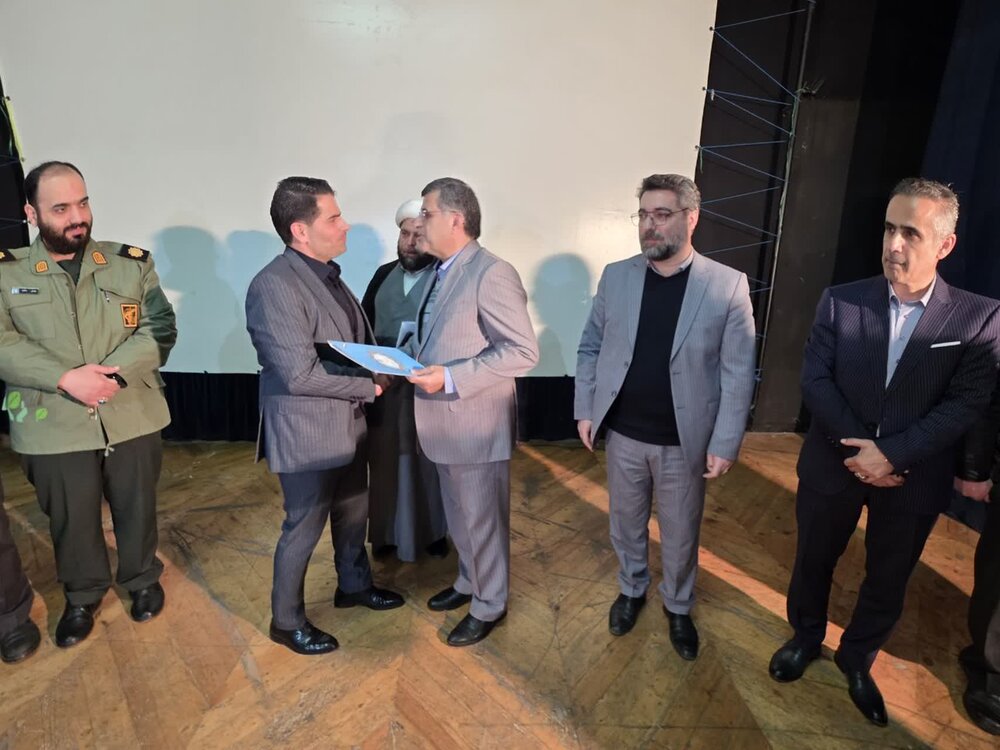 خرید ۱۷۳ دستگاه ماشین آلات شهرداری در گیلان / شهردار بندرکیاشهر معارفه شد خرید ۱۷۳ دستگاه ماشین آلات شهرداری در گیلان / شهردار بندرکیاشهر معارفه شد