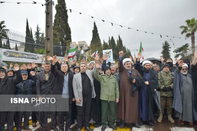 تجمع حماسی مرزنشینان آستارا در بیعت با رهبر انقلاب
