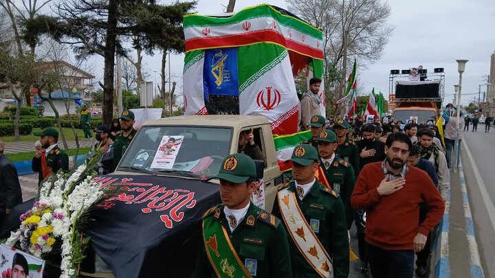 تشییع پیکر شهید «مصطفی اسدی شیراز» در بندرانزلی