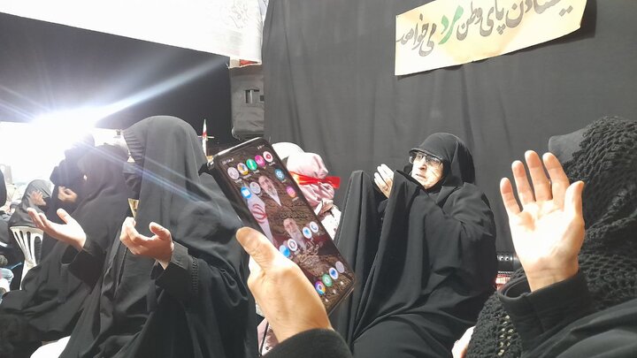 اجتماع خونخواهی رهبر شهید و اعلام برائت از دشمنان در بندرانزلی ادامه دارد + فیلم