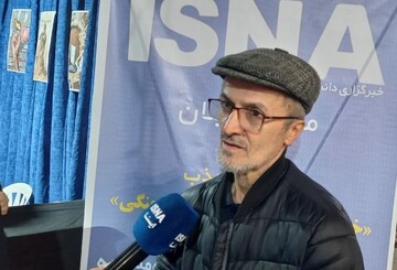 استاد دانشگاه گیلان: مردم متحد در کنار هم برای عزت ایران ایستاده‌اند