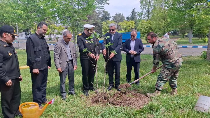 فرماندار رشت: اقتدار نیروهای مسلح نتیجه سالها آموزش و ساختار منسجم دفاعی کشور است