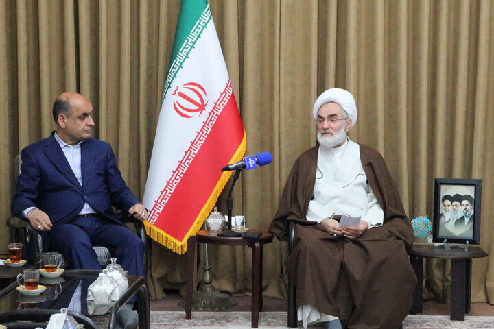 نماینده ولی فقیه در گیلان: سیره عملی شهید رئیسی الگوی تمام‌عیار مدیریتی برای مسئولان است
