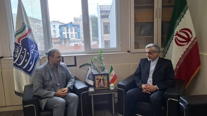 فرماندار رشت: تقویت زیرساخت‌های ارتباطی نقش مهمی در ارتقاء کیفیت خدمات‌رسانی دارد