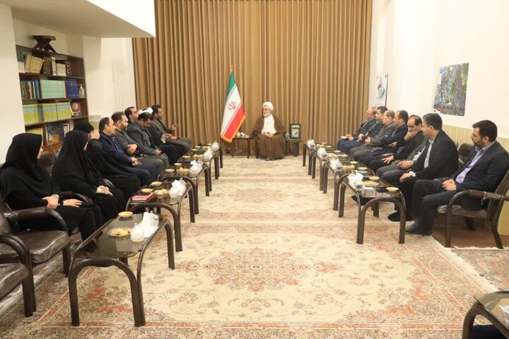 نماینده ولی‌فقیه در گیلان: دانشگاه باید با محوریت پژوهش حرکت کند