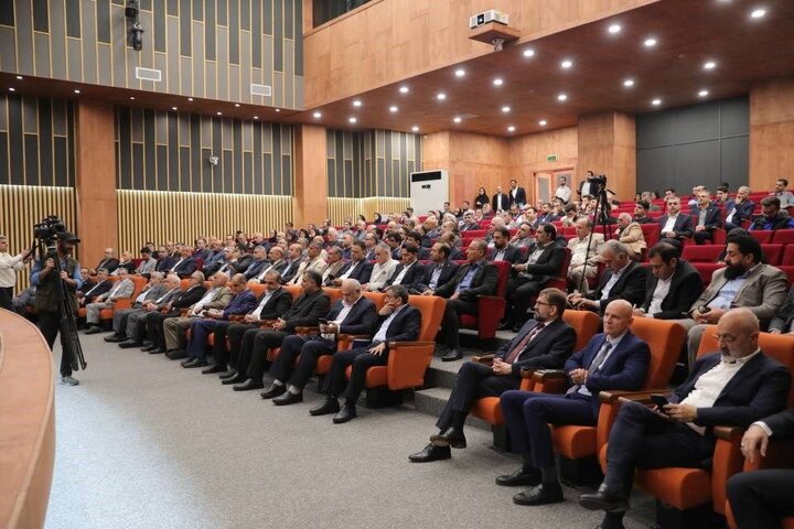 استاندار گیلان: دریای خزر می‌تواند ظرفیت‌های جدیدی برای تجارت خارجی ایجاد کند