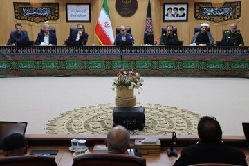 وداع مردم گیلان با «آقای شهید ایران» به یاد ۱۶۸ دانش آموز مینابی