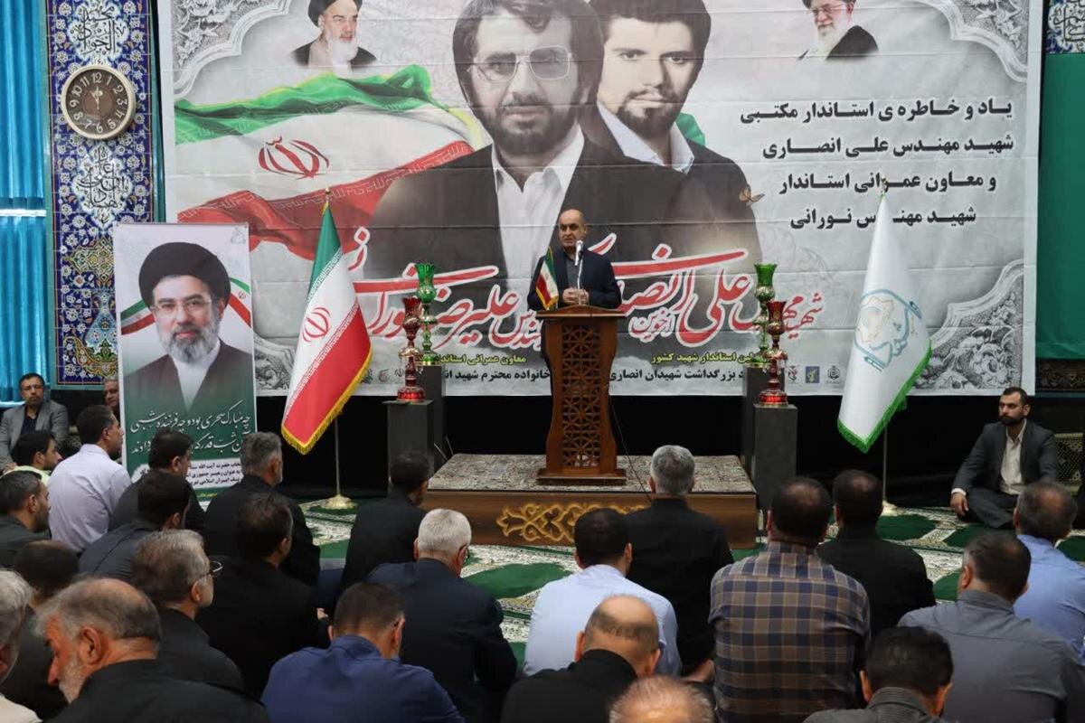 انصاری و نورانی؛ الگوی مدیران خدمتگزار