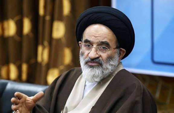 عضو شورای سیاستگذاری ائمه جمعه: همه تلاش های رهبر شهید در جهت قدرت ایران بود