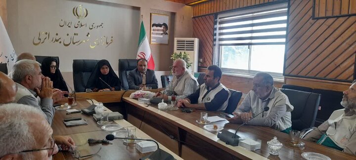 تعامل دو سویه کانون‌های خدمت رضوی مساجد و مسولان گامی برای حل مشکلات شهروندان//فردا ۹ صب