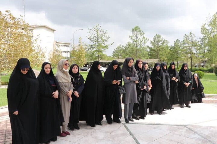 گرامیداشت پرچم مقدس جمهوری اسلامی ایران در دانشگاه های گیلان